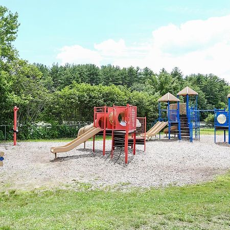 Tuxbury Pond Camping Resort Tiny House Clara South Hampton Buitenkant foto