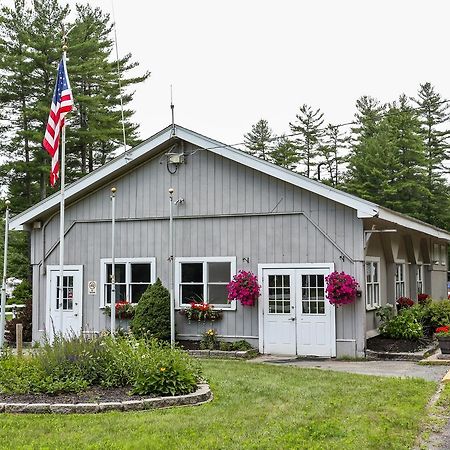 Tuxbury Pond Camping Resort Tiny House Clara South Hampton Buitenkant foto